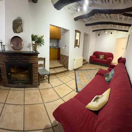 Apartamentos Y Casas Rurales Las Terrazas De La Alpujarra Bubion Exterior photo