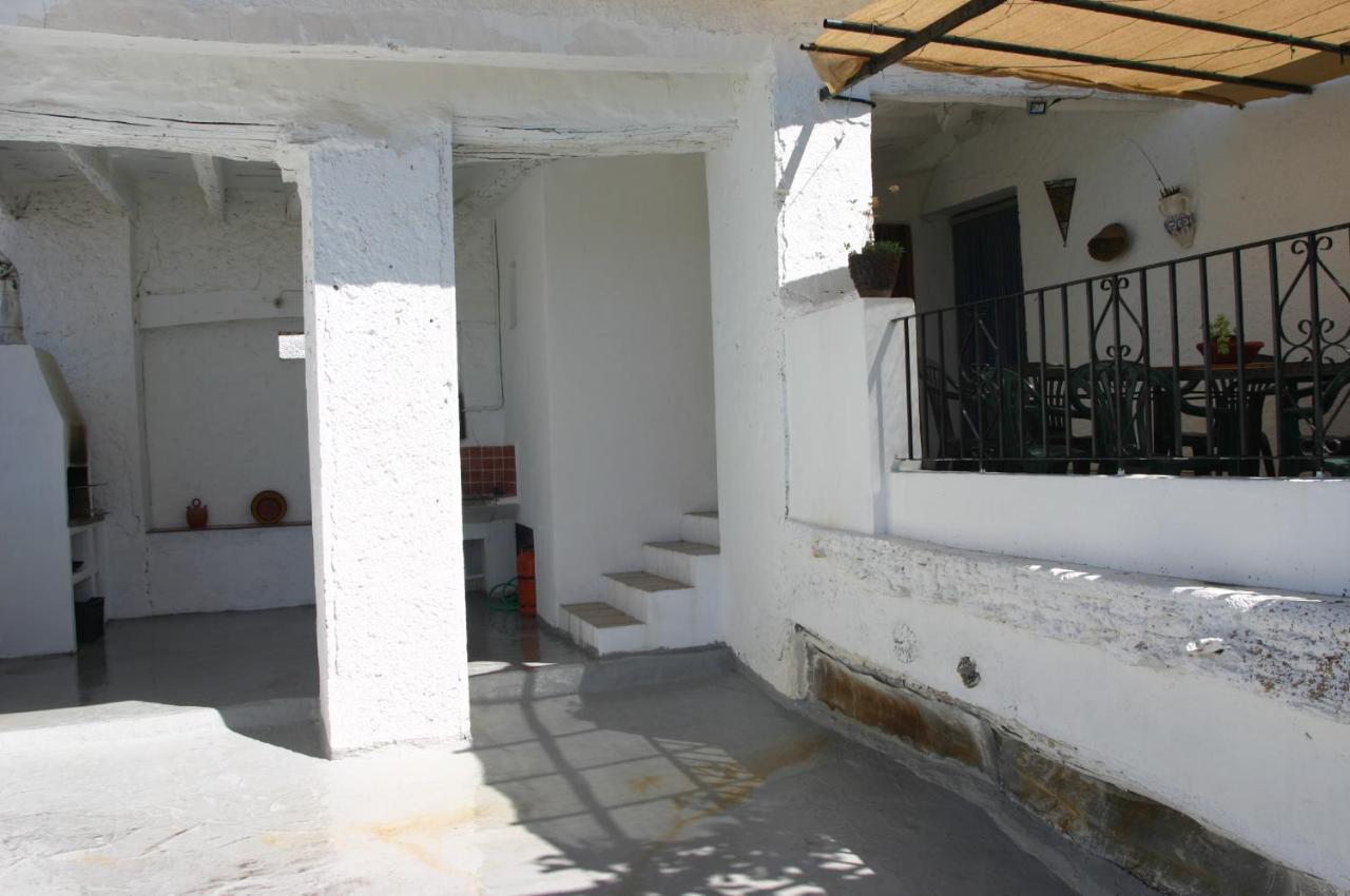 Apartamentos Y Casas Rurales Las Terrazas De La Alpujarra Bubion Exterior photo